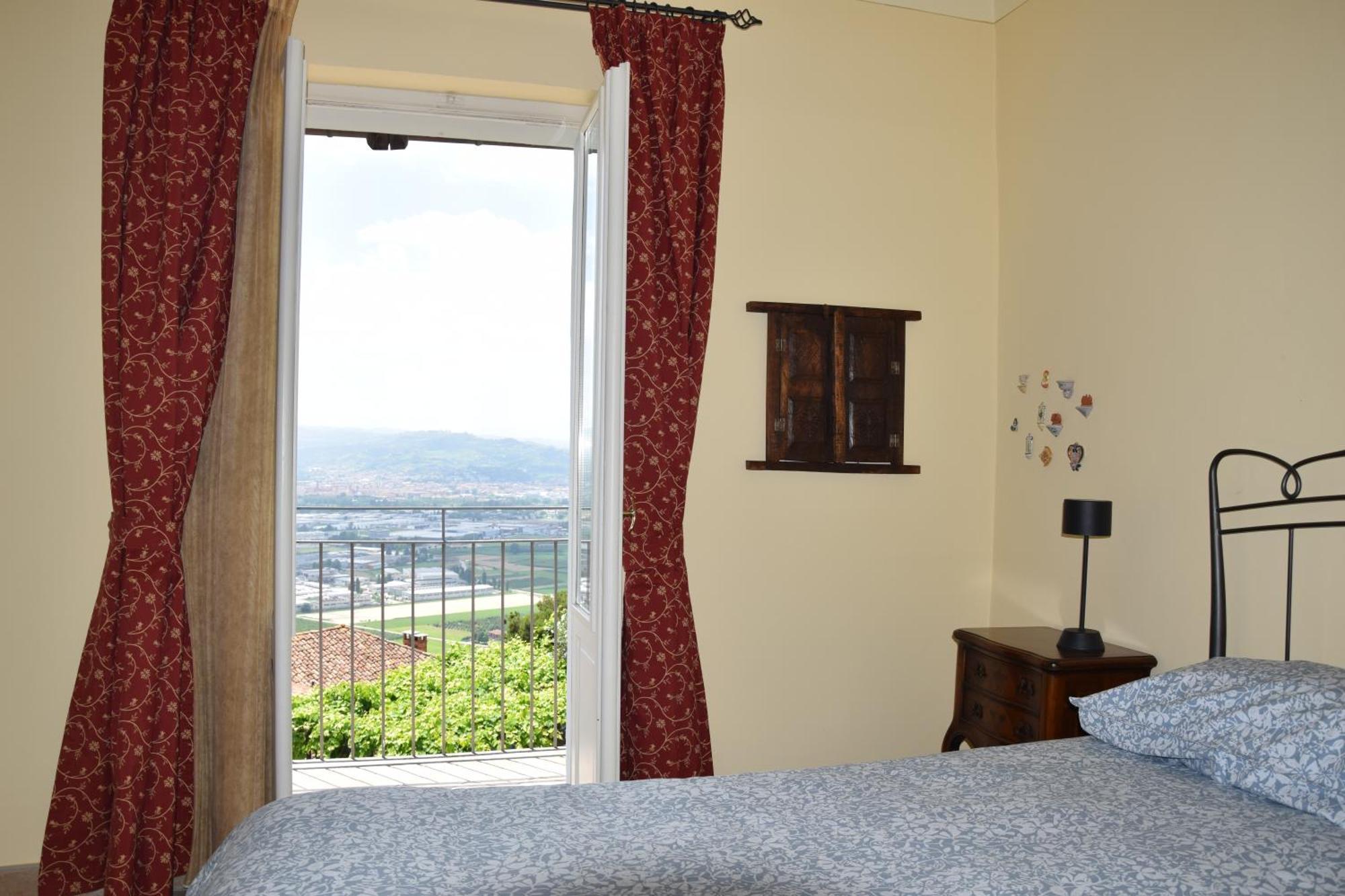 An Tij Sle - Nel Cuore Del Borgo Guarene Esterno foto