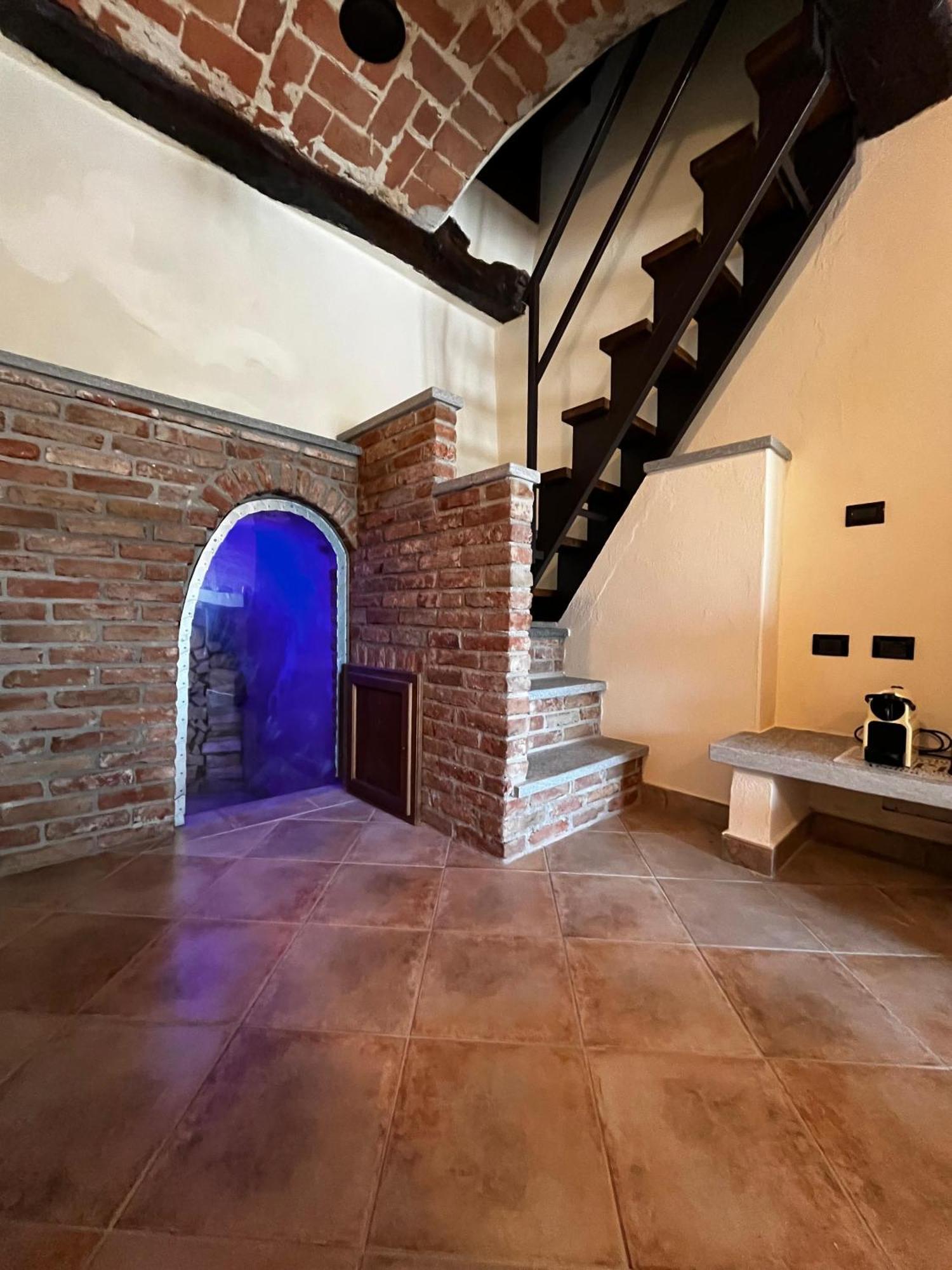 An Tij Sle - Nel Cuore Del Borgo Guarene Esterno foto