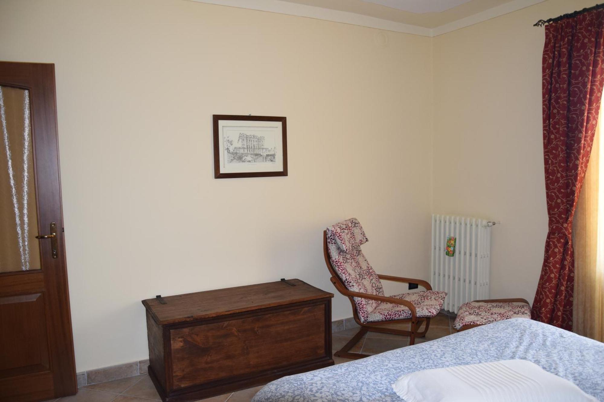 An Tij Sle - Nel Cuore Del Borgo Guarene Esterno foto