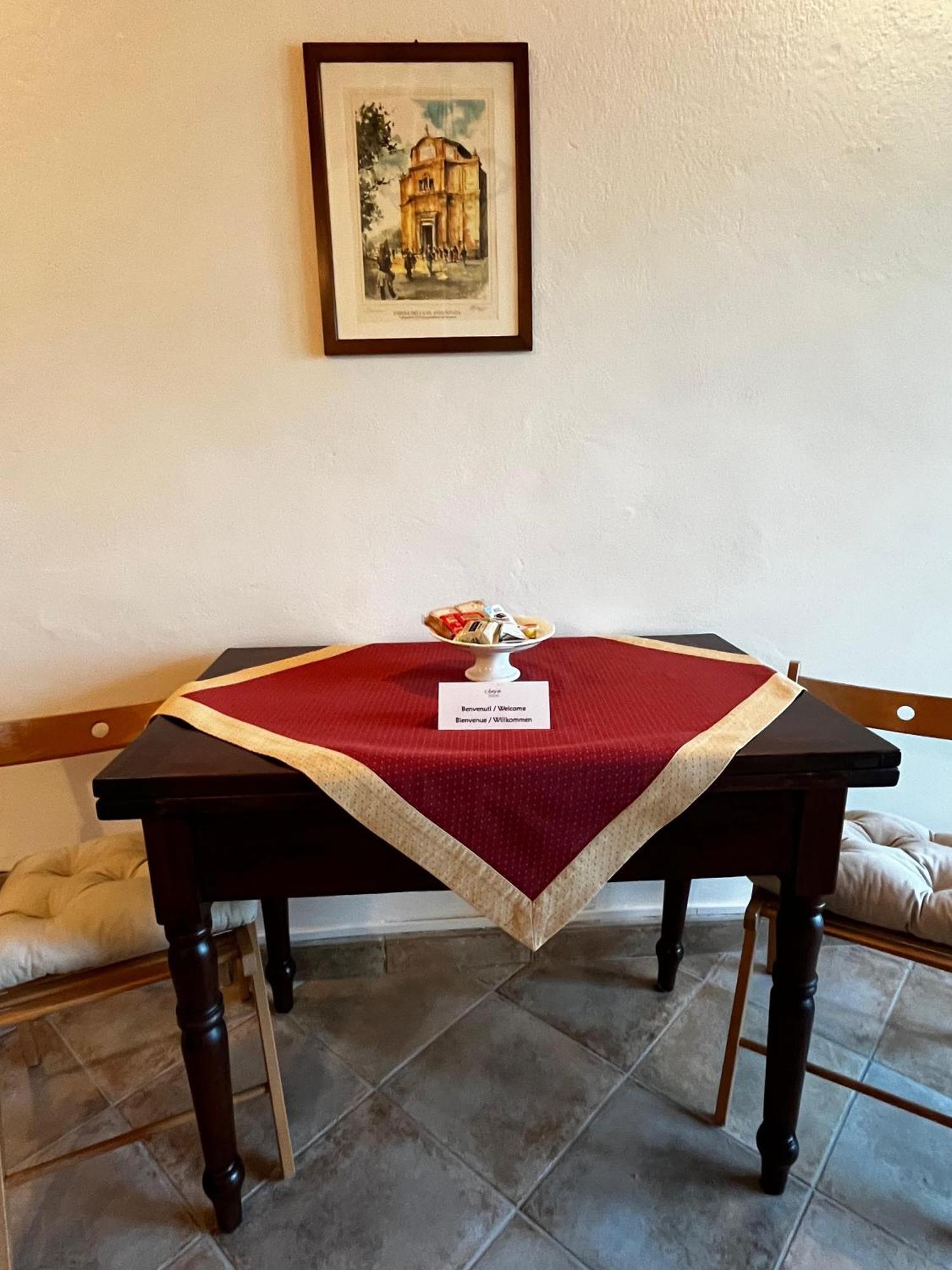 An Tij Sle - Nel Cuore Del Borgo Guarene Esterno foto