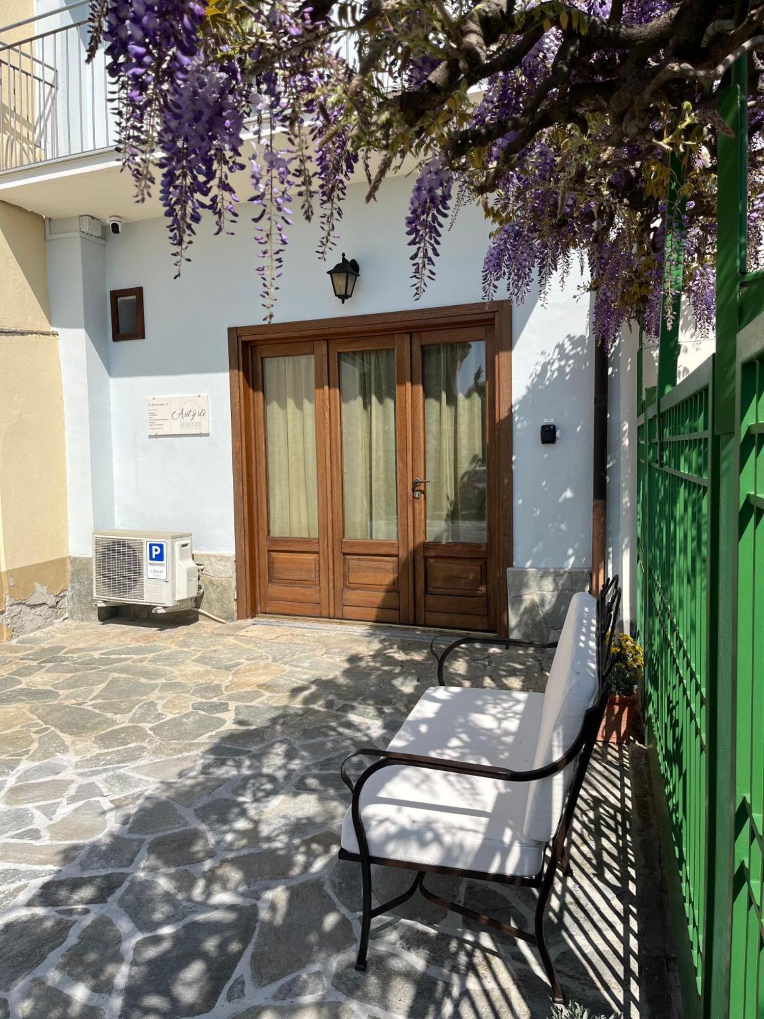 An Tij Sle - Nel Cuore Del Borgo Guarene Esterno foto